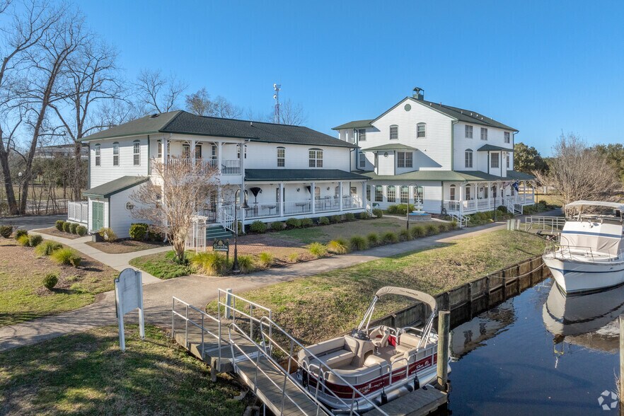 16 Elm St, Conway, SC for sale - Primary Photo - Image 1 of 1