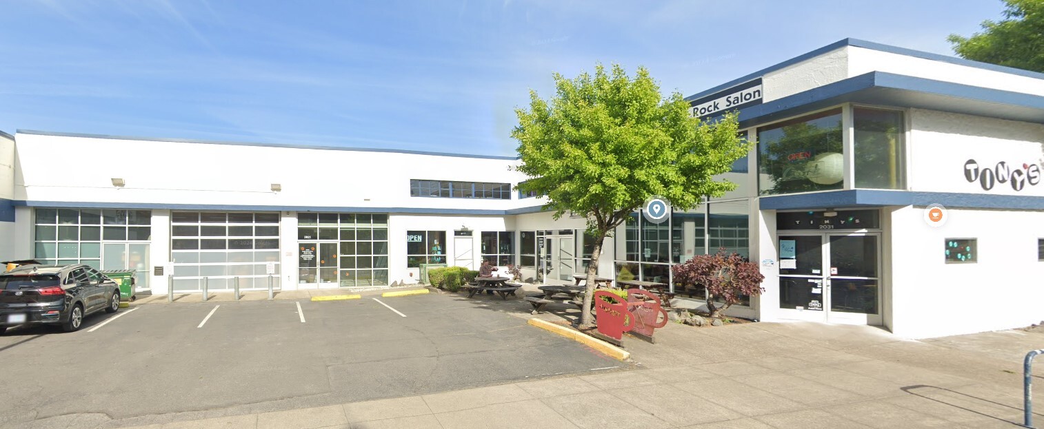 2021-2033 NE Martin Luther King Jr Blvd, Portland, OR for lease Building Photo- Image 1 of 11