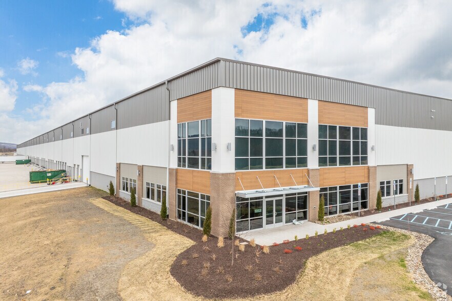 159 Commonwealth Dr, Jenkins, PA for sale - Primary Photo - Image 1 of 1