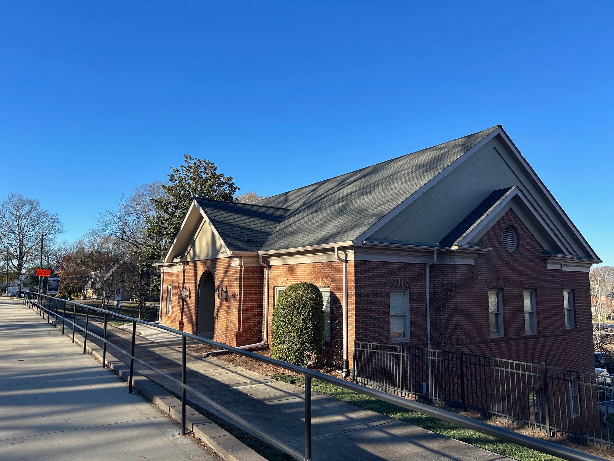 5007 Monroe Rd, Charlotte, NC for lease Building Photo- Image 1 of 6