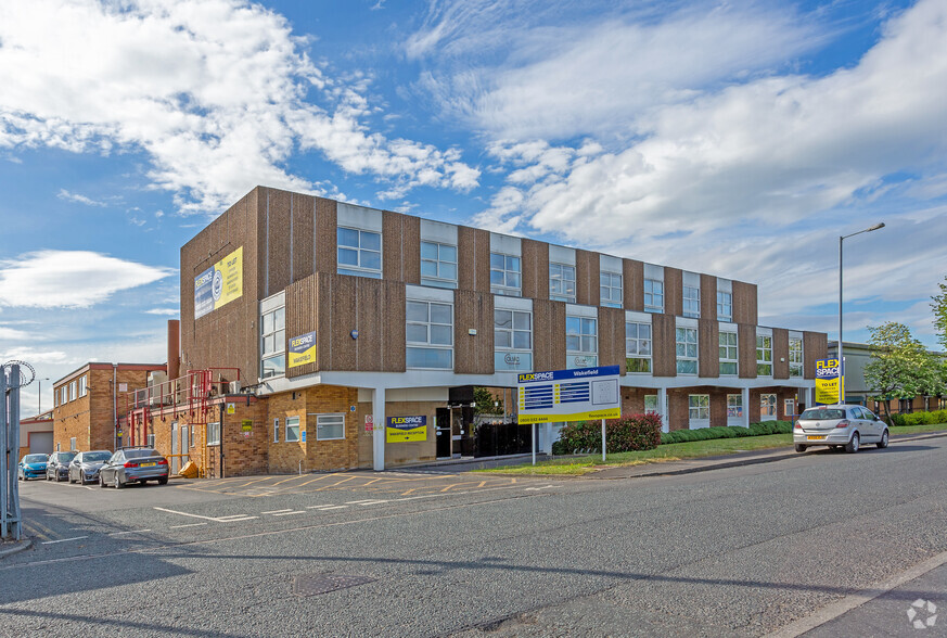 Monckton Rd, Wakefield for lease - Primary Photo - Image 1 of 2