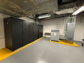 95 Amaral St, Riverside, RI for sale Interior Photo- Image 1 of 6