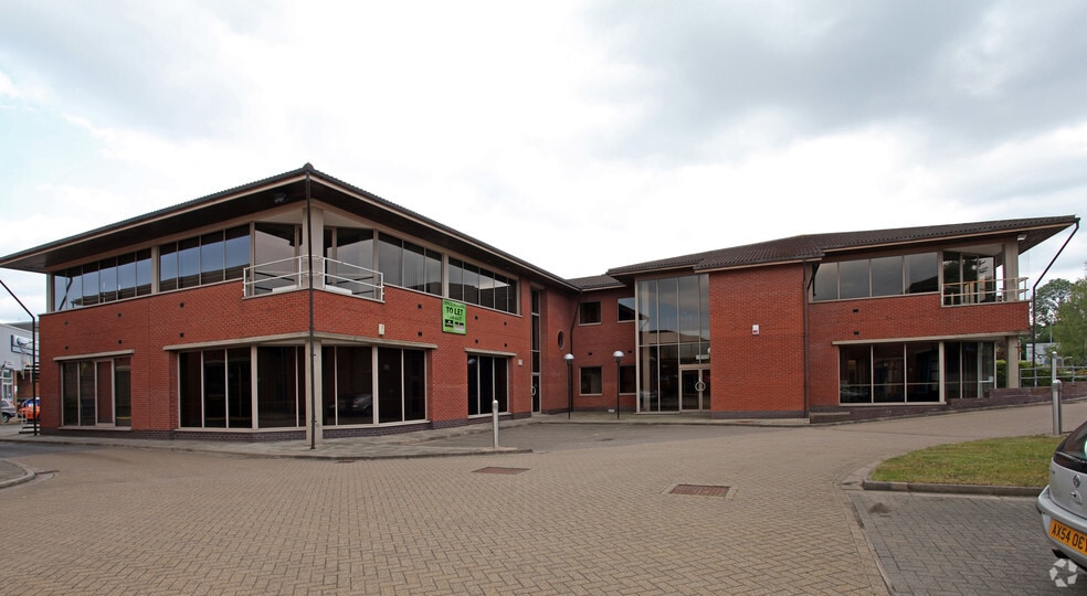 Easthampstead Rd, Bracknell for sale - Primary Photo - Image 1 of 1