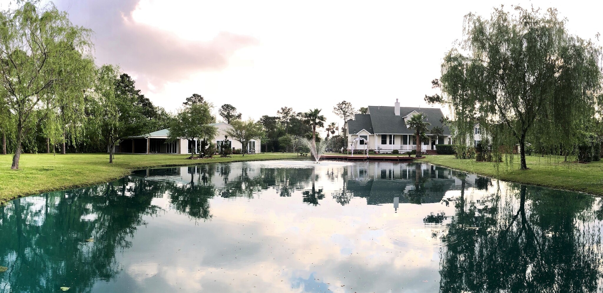 1019 Lewis Dr, Kemah, TX for sale Building Photo- Image 1 of 4