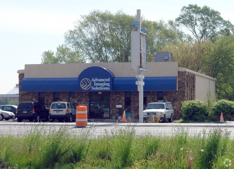6801 Broadway, Merrillville, IN for lease - Primary Photo - Image 1 of 15