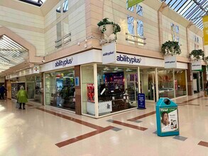 High St, Sittingbourne for lease Building Photo- Image 2 of 2