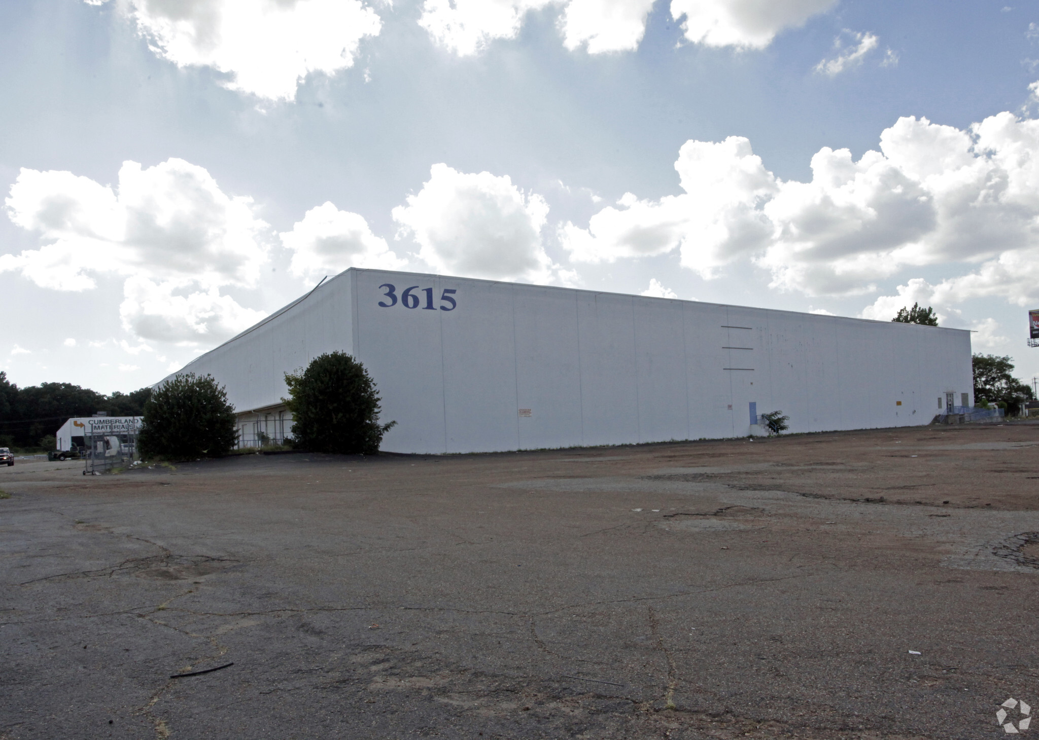 3615 Lamar Ave, Memphis, TN for lease Building Photo- Image 1 of 5