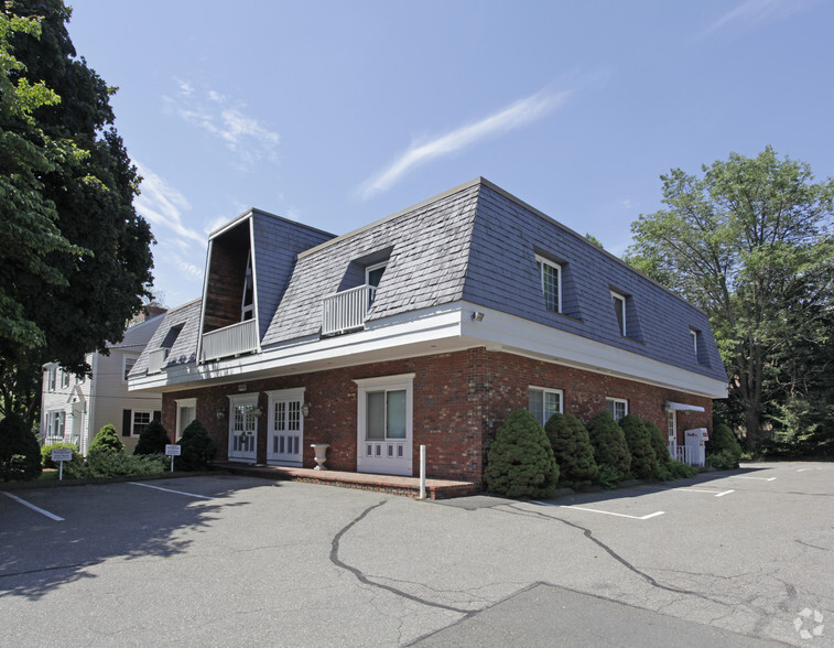 3333 Main St, Stratford, CT for sale - Primary Photo - Image 1 of 1