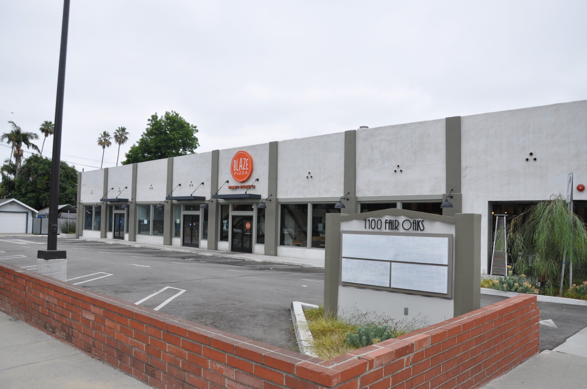 1100 Fair Oaks Ave, South Pasadena, CA for lease Primary Photo- Image 1 of 2