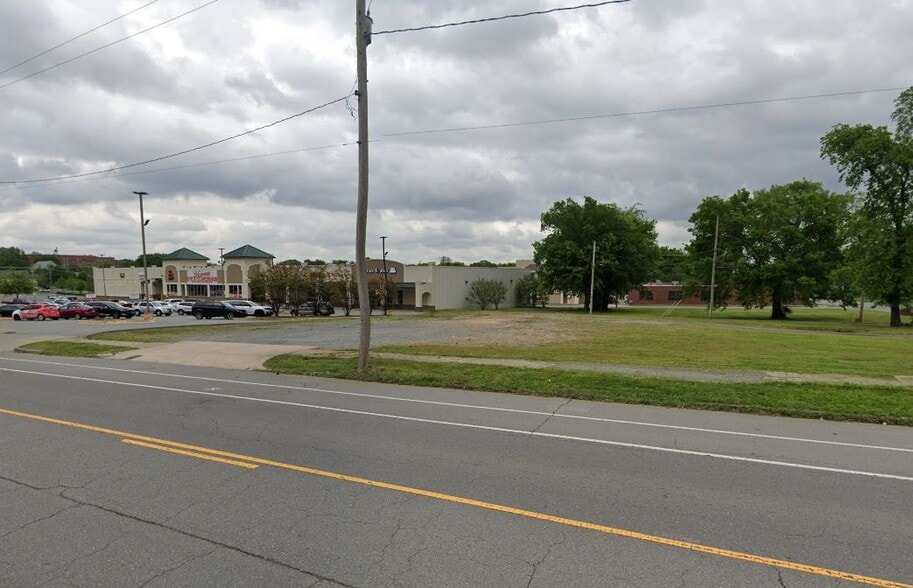 1711 Main St, Little Rock, AR for sale - Building Photo - Image 2 of 4