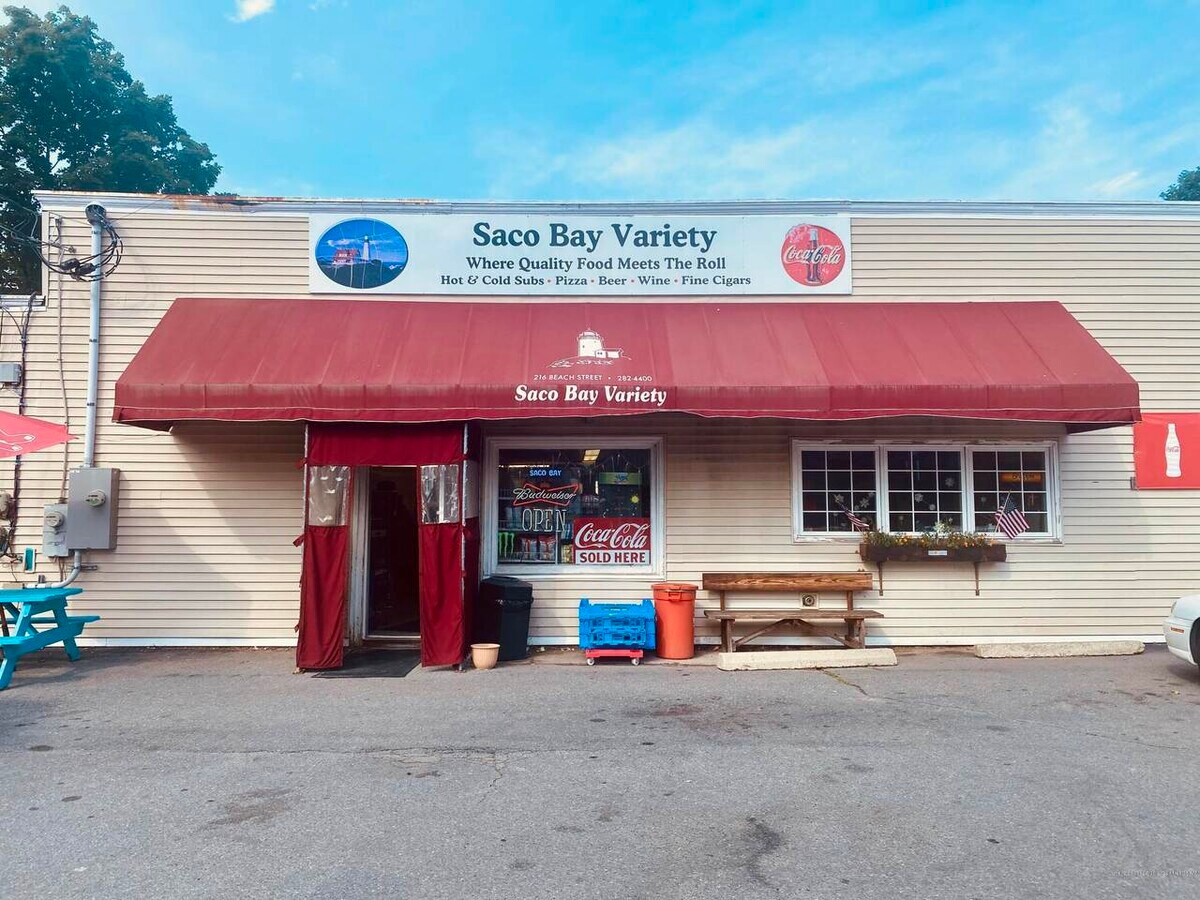 216 Beach St, Saco, ME 04072