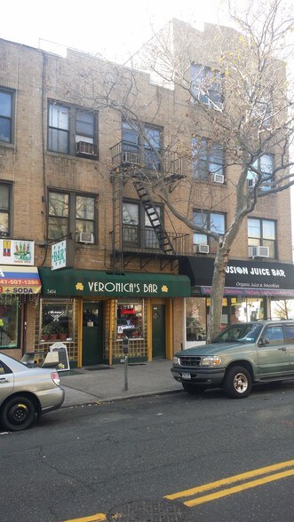 3404 36th Ave, Astoria, NY for sale - Primary Photo - Image 1 of 1