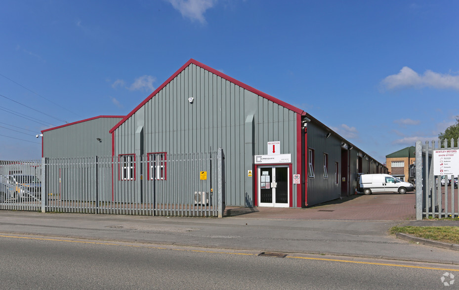 Londonthorpe Rd, Grantham for lease - Building Photo - Image 2 of 6