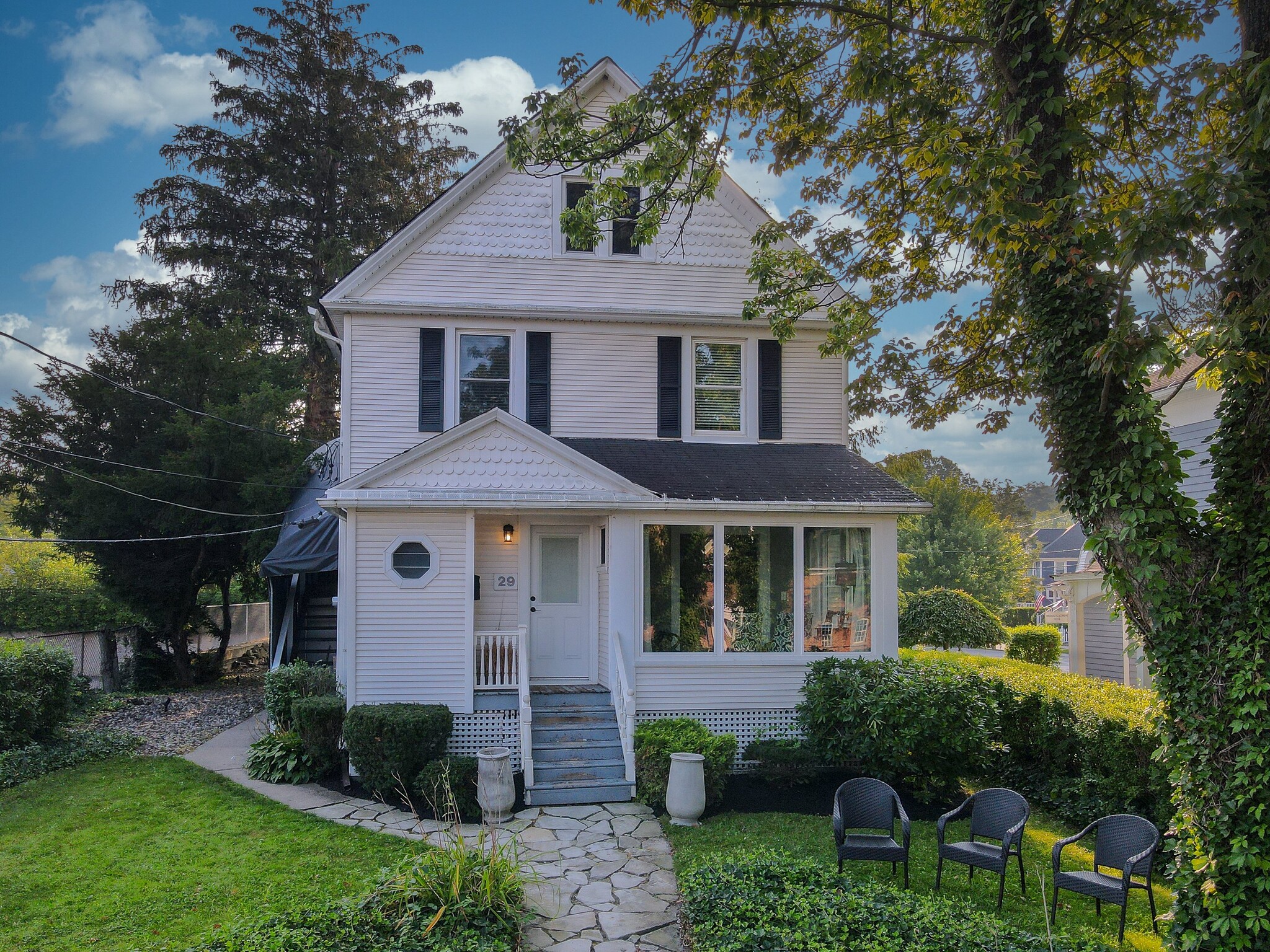 27 S Main St, Chagrin Falls, OH for sale Building Photo- Image 1 of 1