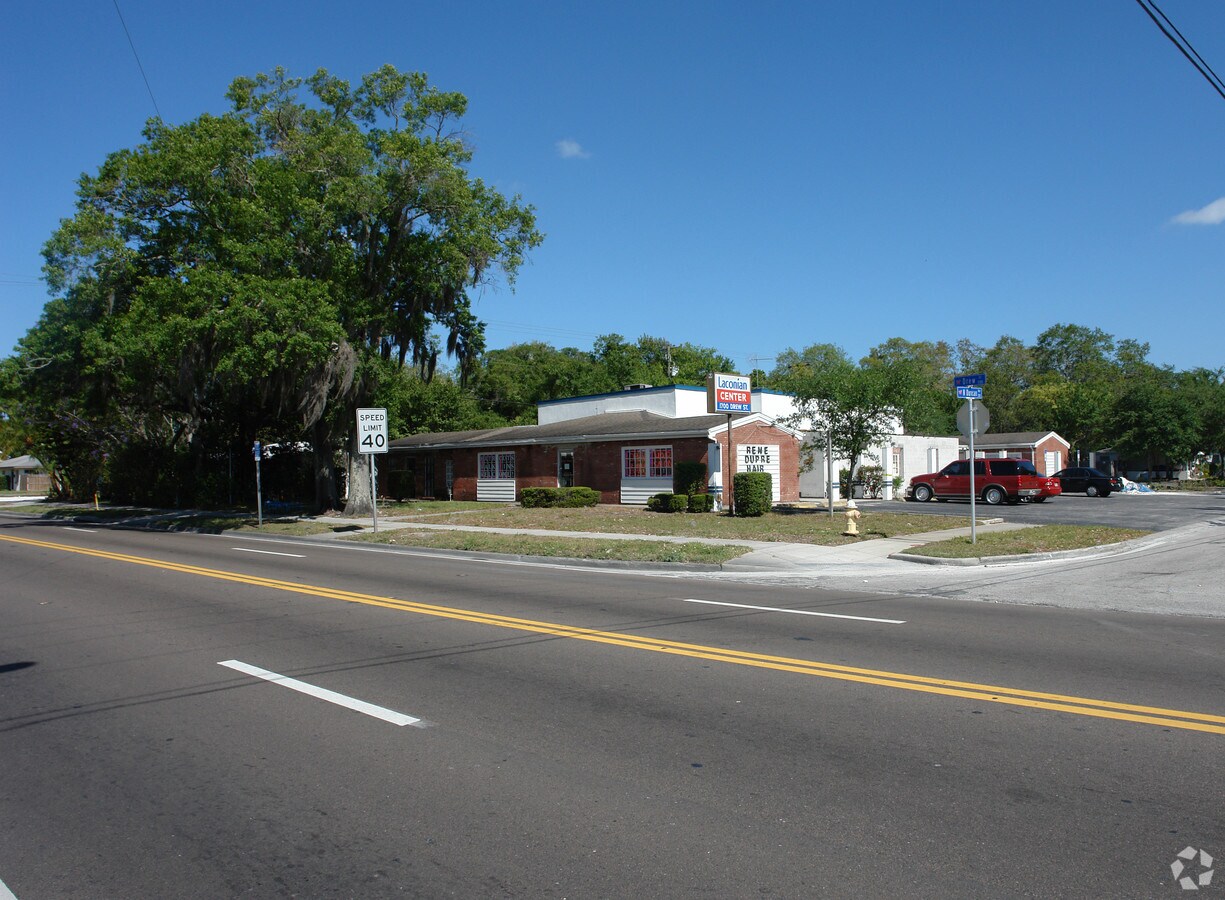 1700 Drew St, Clearwater, FL 33755