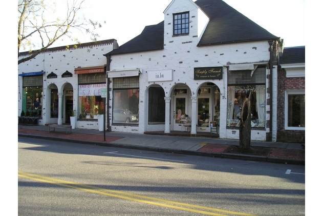 11 S Main St, Southampton, NY for lease Building Photo- Image 1 of 6