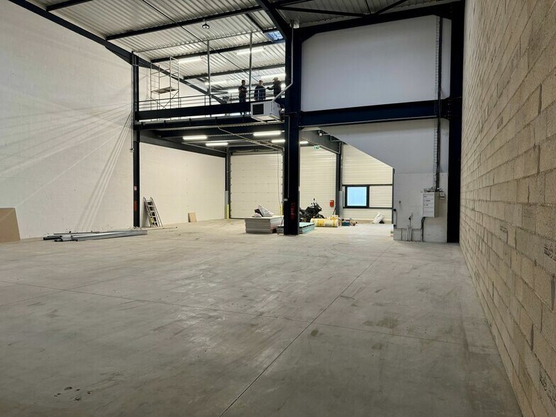 4 Rue Magnier Bedu, Groslay for lease - Interior Photo - Image 1 of 5