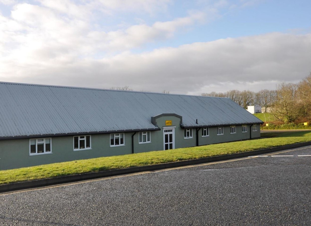 32 Hobbs Industrial Estate, Lingfield, SRY RH7 6HN