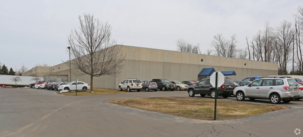 2491 Wehrle Dr, Buffalo, NY for sale - Building Photo - Image 3 of 5