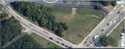 Cedar Ave, East Greenwich, RI - aerial  map view