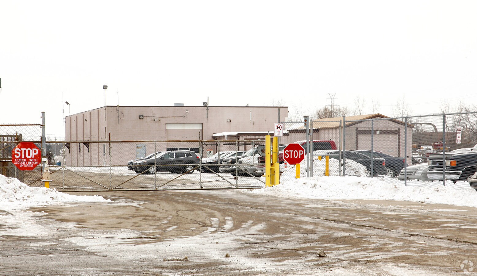 20225 Eureka Rd, Taylor, MI 48180