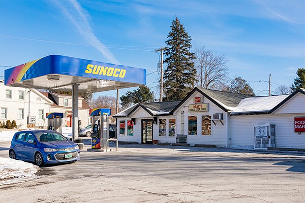 233 S Main St, Saint Albans, VT for sale - Primary Photo - Image 1 of 1