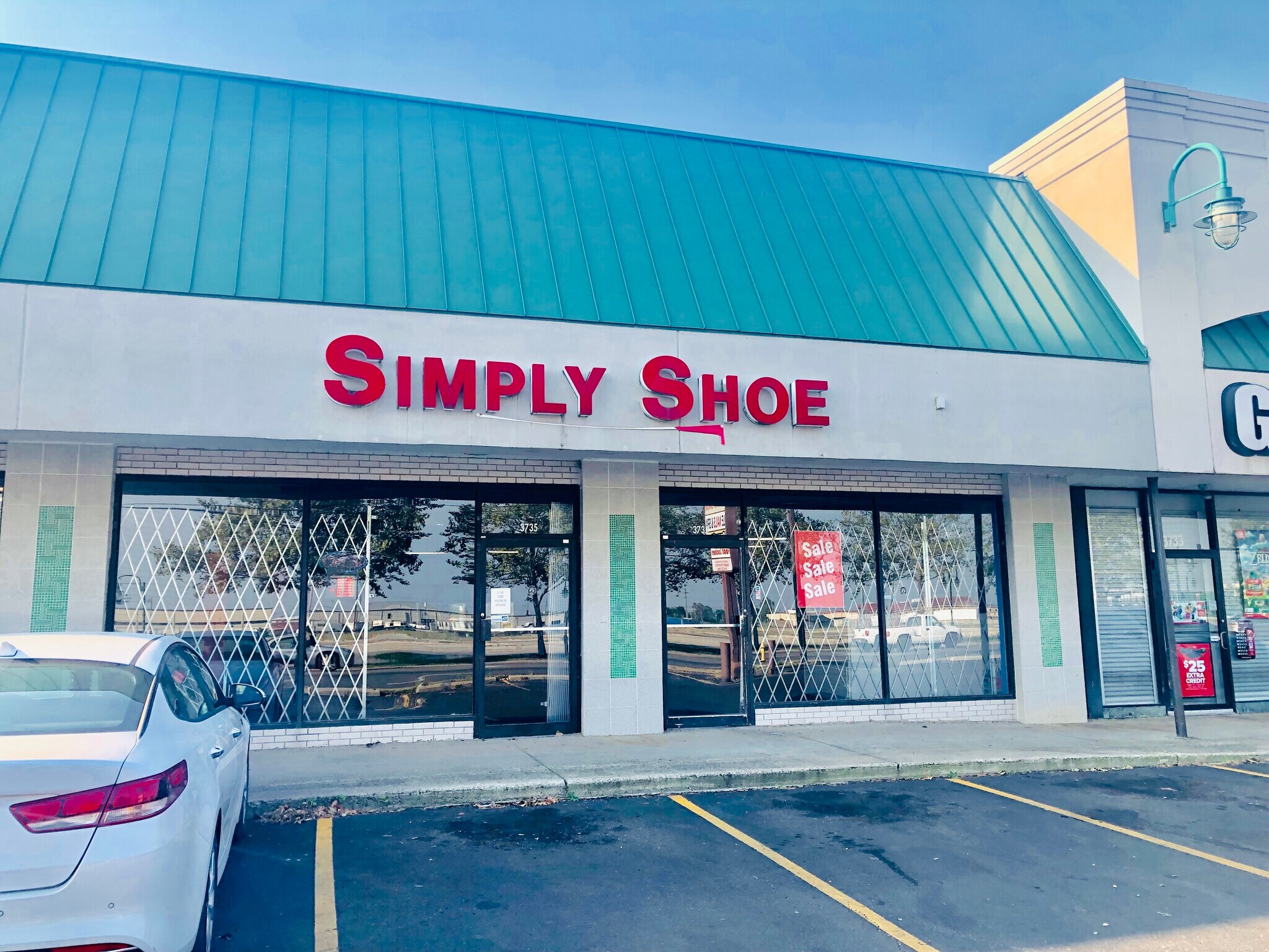 3731-3745 E Broad St, Columbus, OH for sale Building Photo- Image 1 of 1