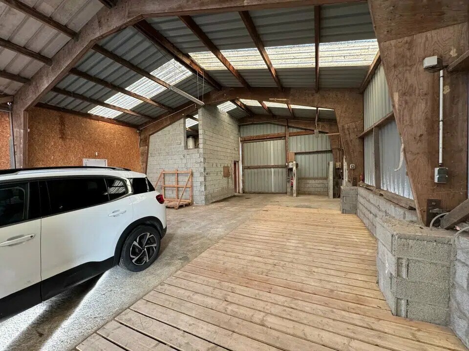 Flex in Plougonvelin for lease Interior Photo- Image 1 of 3