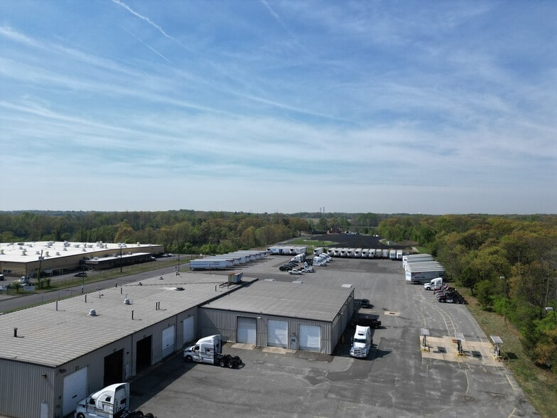 48 Ironside Ct, Willingboro, NJ for lease - Building Photo - Image 3 of 8