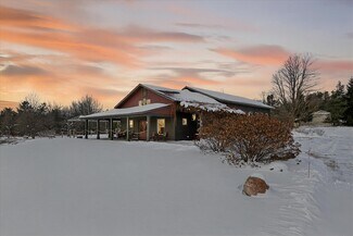 More details for 8370 Lakeview Rd, Alanson, MI - Specialty for Sale