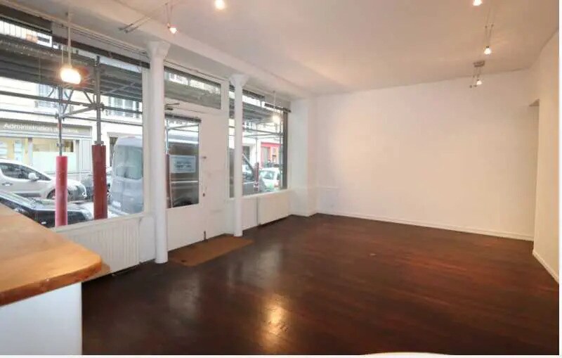 Office in Paris for sale Interior Photo- Image 1 of 15