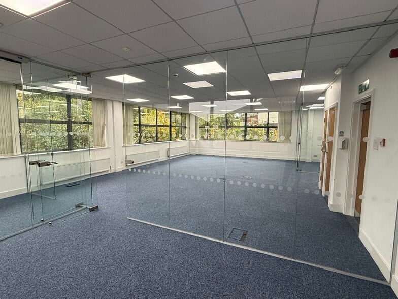 Alban Park, St Albans for lease - Building Photo - Image 2 of 5