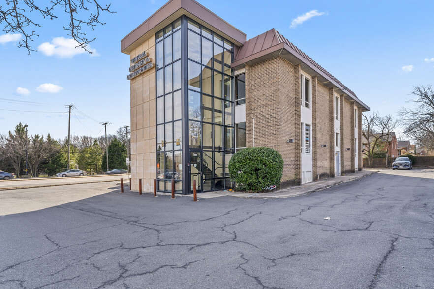 7210 Old Keene Mill Rd, Springfield, VA for lease - Building Photo - Image 1 of 50