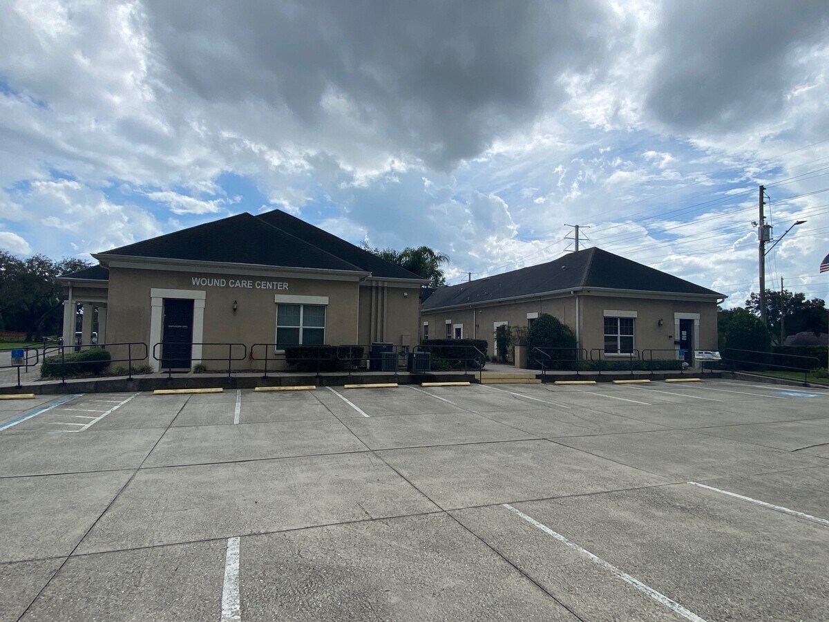 6217 Abbott Station Dr, Zephyrhills, FL 33542