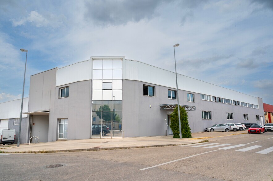 Industrial in Ontinyent, Valencia for sale - Building Photo - Image 3 of 3