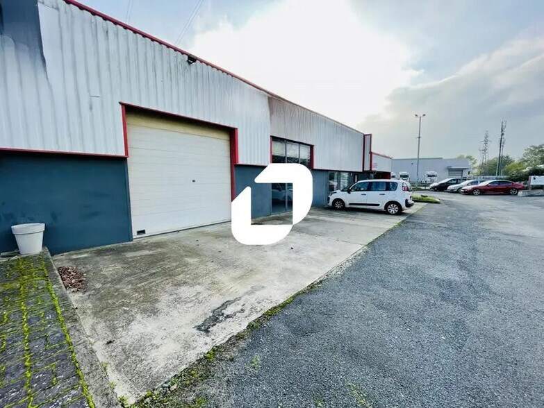 Flex in CIVRIEUX-D'AZERGUES for lease - Building Photo - Image 2 of 9