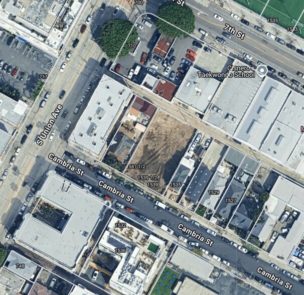 1537 Cambria St, Los Angeles, CA for sale - Building Photo - Image 2 of 3