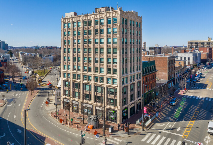 678 Massachusetts Ave, Cambridge, MA for lease - Building Photo - Image 1 of 10