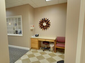 3321 W Mercury Blvd, Hampton, VA for lease Interior Photo- Image 1 of 7