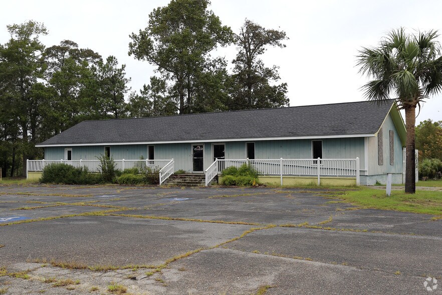 9915 N Kings Hwy, Myrtle Beach, SC for sale - Primary Photo - Image 1 of 1