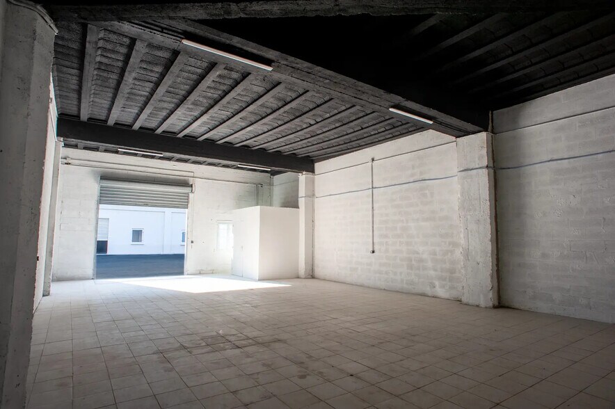 5 Rue Sébastien De Brossard, Meaux for lease - Building Photo - Image 3 of 5