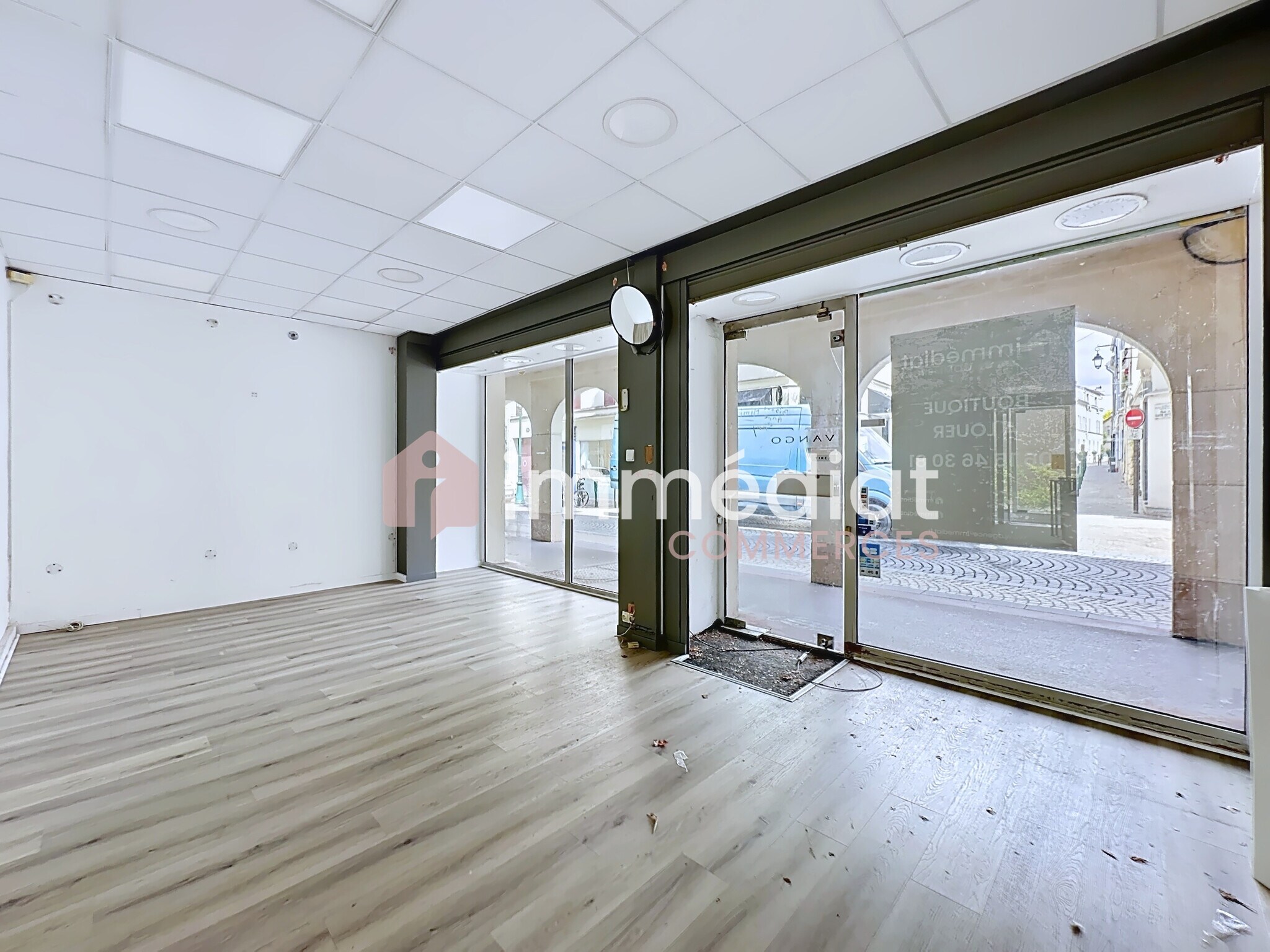 12 Rue Du Château, Rueil-Malmaison for lease Building Photo- Image 1 of 7