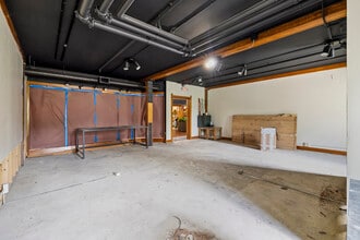 8 Glen Rd, West Lebanon, NH for lease Interior Photo- Image 2 of 3