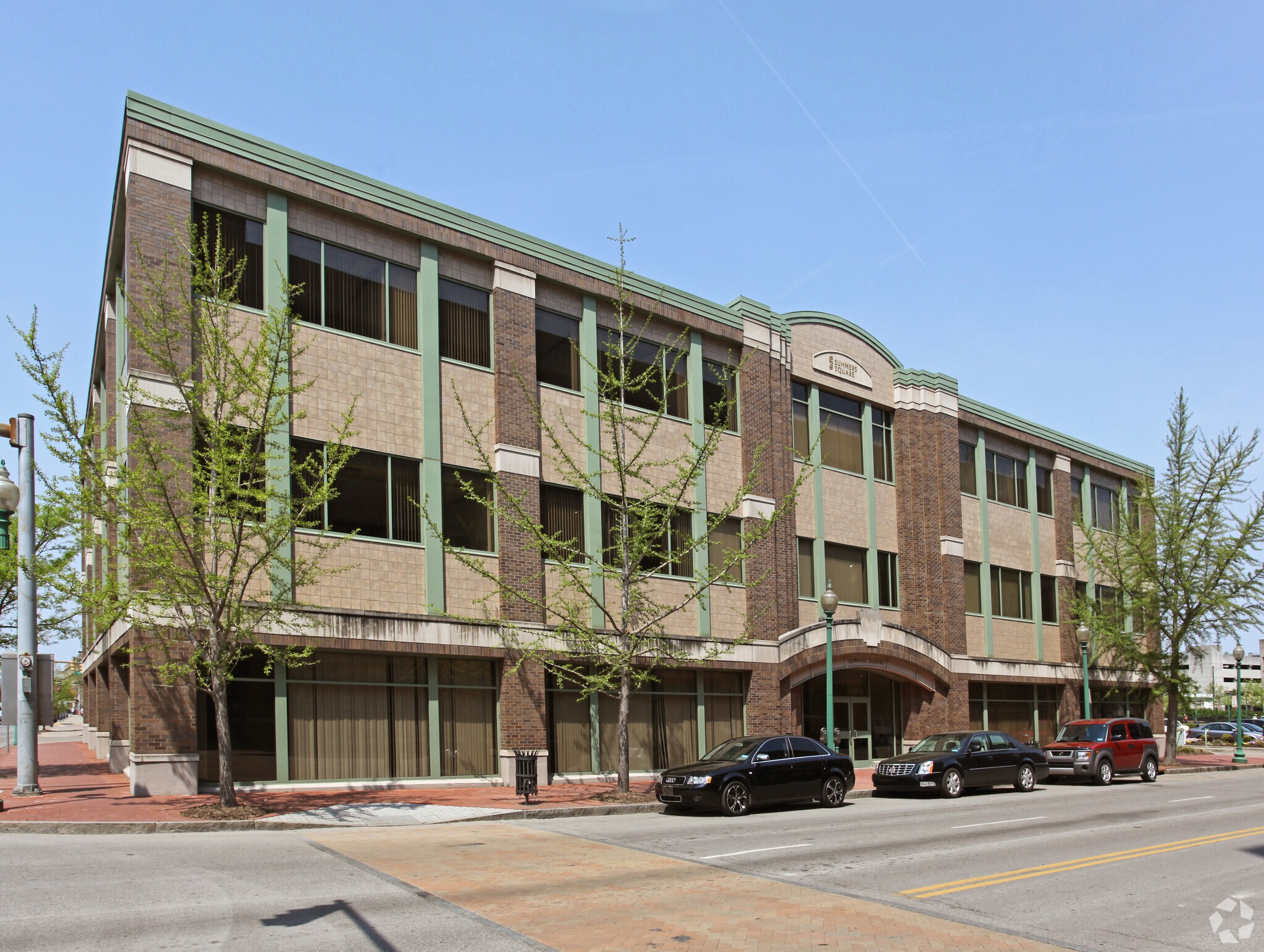 135161 Summers St, Charleston, WV 25301 Summers Square