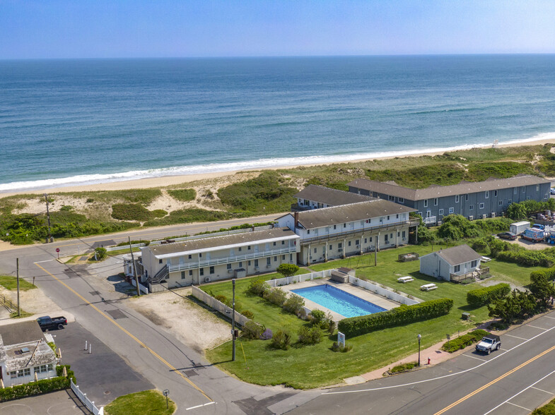 71 S Emerson Ave, Montauk, NY for sale - Primary Photo - Image 1 of 1