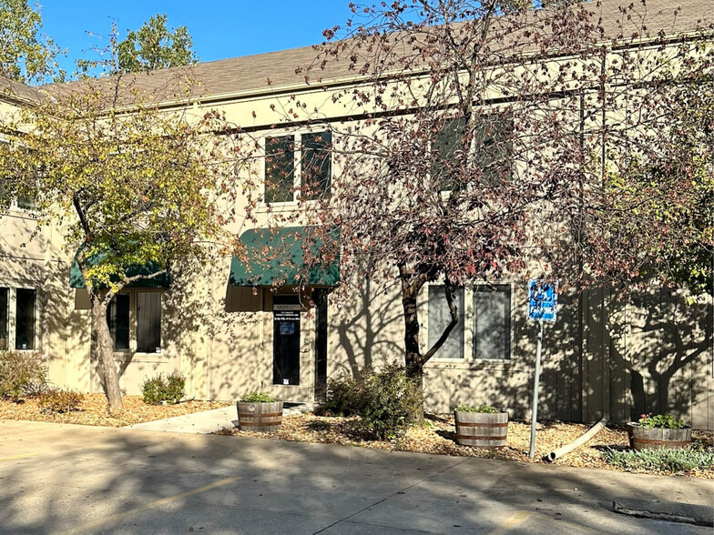 2500 W 31st St, Lawrence, KS for sale - Building Photo - Image 1 of 7