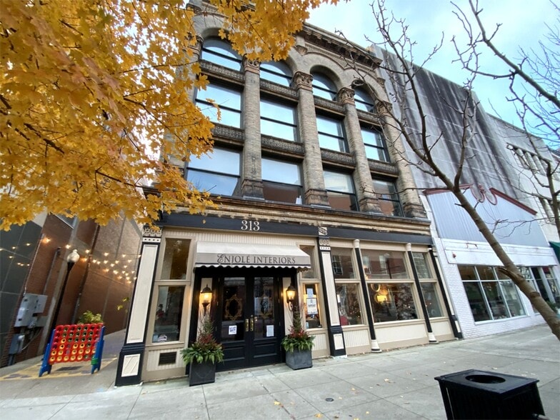 313 Main St, Evansville, IN for sale - Primary Photo - Image 1 of 15