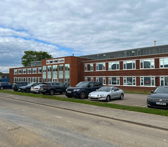 14 Manor Rd, Daventry for sale Building Photo- Image 1 of 10