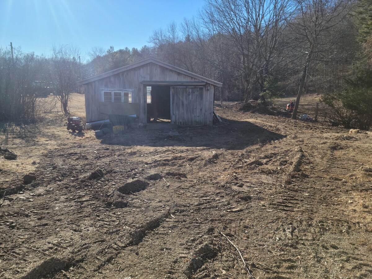 479 River Rd, Hudson, MA for Lease