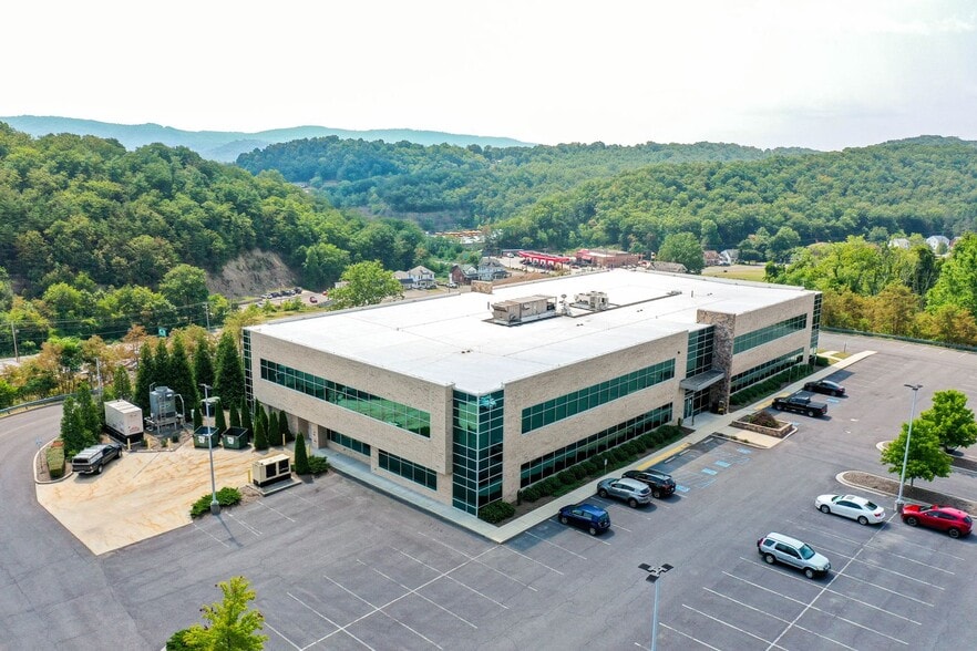 10 Commerce Dr, Cumberland, MD for sale - Building Photo - Image 3 of 7